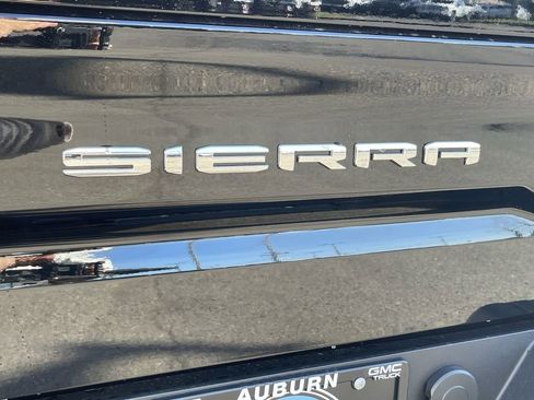 New 2026 GMC Sierra 1500 SLT w/ SLT Premium Plus Package AWD/4WD image 33
