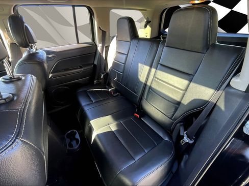 Used 2017 Jeep Patriot High Altitude image 25