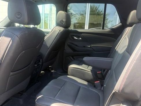 Used 2023 Chevrolet Traverse RS w/ LPO, Floor Liner Package AWD/4WD image 4