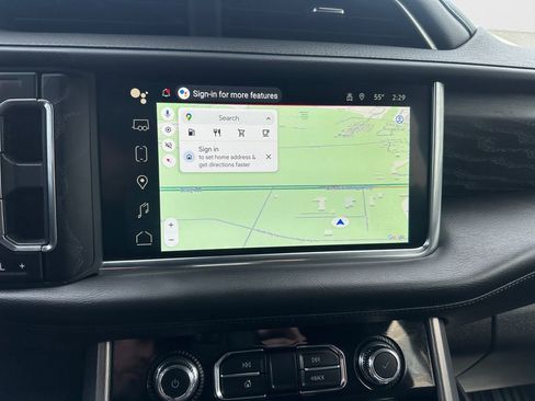 Used 2024 GMC Yukon XL Denali w/ Advanced Technology Package image 12