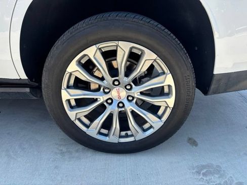 Used 2023 GMC Yukon Denali w/ Denali Reserve Package RWD image 8