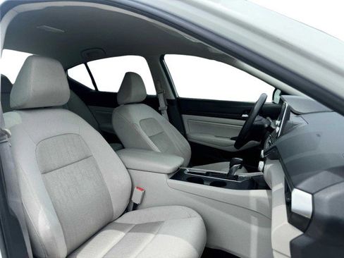 Used 2020 Nissan Altima 2.5 S image 43