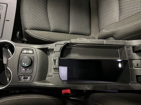 Used 2022 GMC Terrain SLE w/ Driver Convenience Package image 21