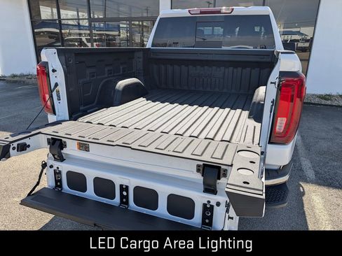 New 2026 GMC Sierra 1500 SLT AWD/4WD image 28