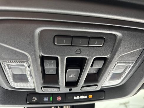 Used 2024 Chevrolet Silverado 2500 High Country image 15