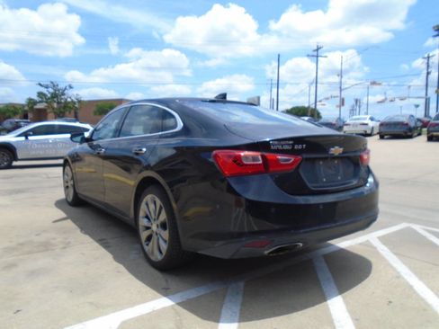 Used 2018 Chevrolet Malibu Premier w/ Premier Sun and Wheel Package FWD image 5
