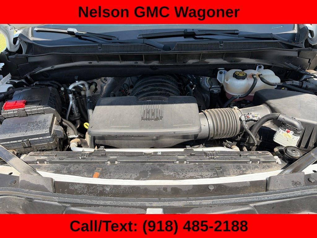 Used 2023 Chevrolet Tahoe RST w/ Luxury Package AWD/4WD image 6