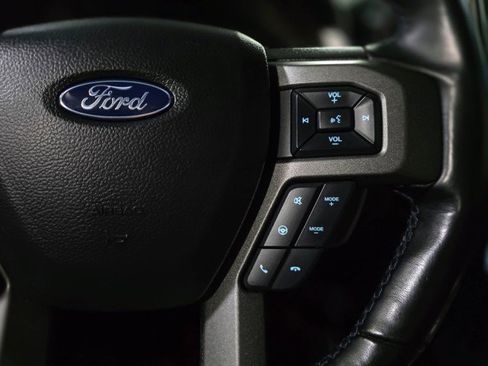 Used 2020 Ford F150 Raptor w/ Equipment Group 802A Luxury image 24