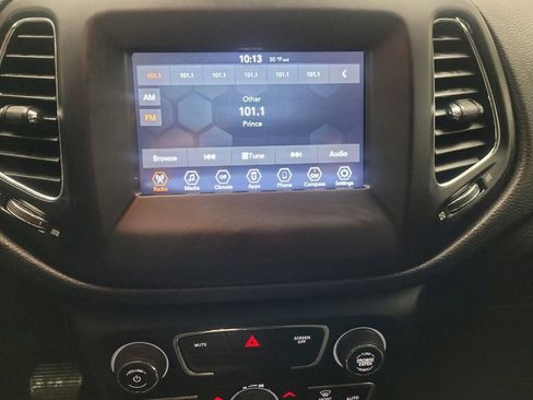 Used 2019 Jeep Compass Sport image 25