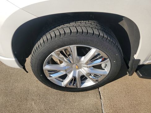 Used 2025 Chevrolet Silverado 1500 High Country w/ High Country Premium Package image 40