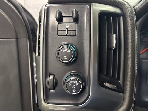 Used 2017 Chevrolet Silverado 2500 LTZ w/ Duramax Plus Package image 26