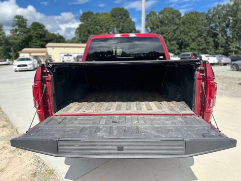 Used 2015 Ford F150 Lariat w/ Equipment Group 502A Luxury image 11