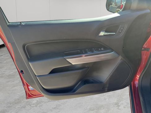 Used 2016 Chevrolet Colorado LT image 20