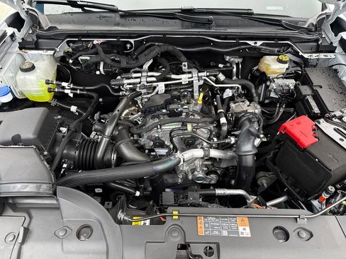 Used 2025 Ford Ranger XL image 24