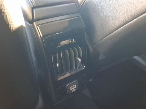 Used 2022 Jeep Compass Latitude image 25