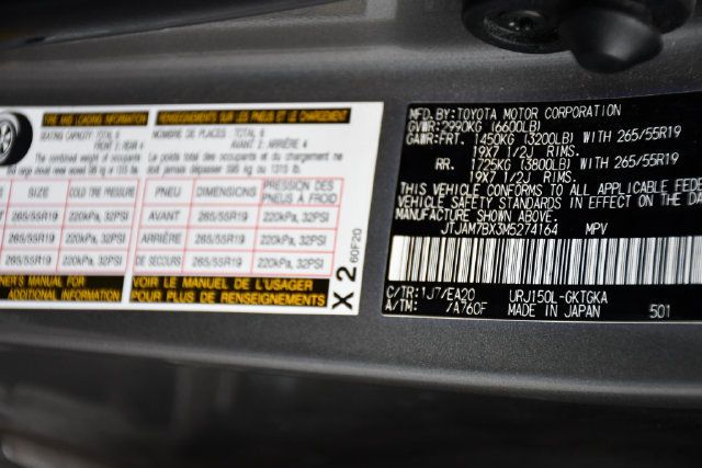 Used 2021 Lexus GX 460 Premium w/ Accessory Package AWD/4WD image 27