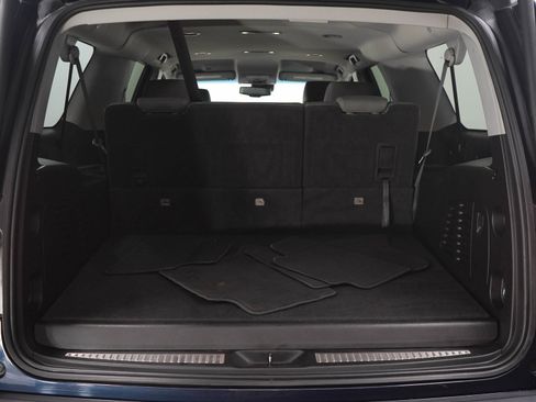 Used 2018 Chevrolet Suburban LT w/ Max Trailering Package AWD/4WD image 16