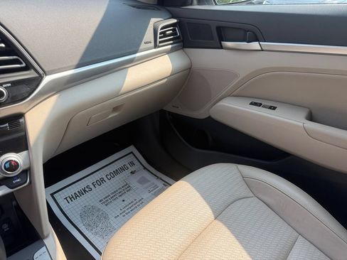 Used 2020 Hyundai Elantra Limited w/ Ultimate Package 03 FWD image 26