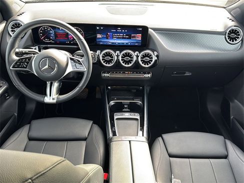 Certified 2025 Mercedes-Benz GLA 250 4MATIC image 10