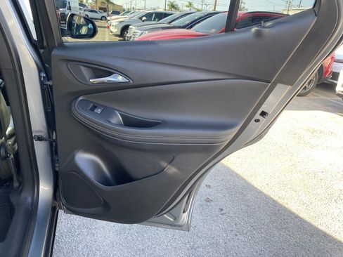 Used 2025 Buick Encore GX Preferred FWD image 22
