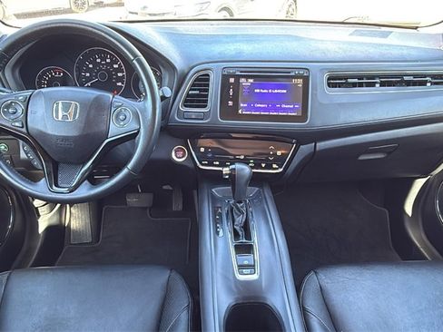 Used 2018 Honda HR-V EX-L image 17