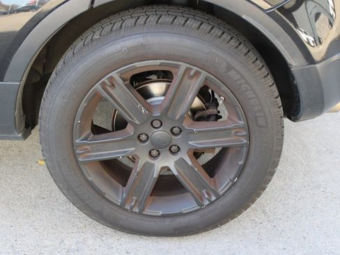 Used 2015 Land Rover Range Rover Evoque Pure Plus image 26