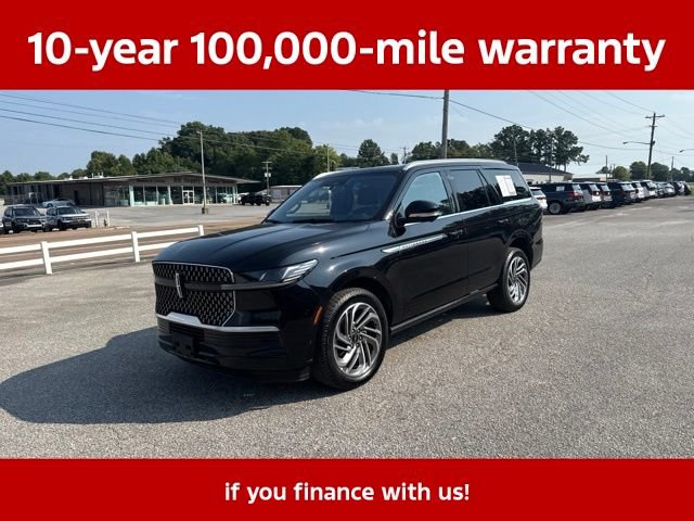 Used 2025 Lincoln Navigator Reserve AWD/4WD image 5