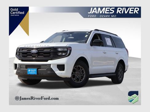 Certified 2025 Ford Expedition Active AWD/4WD image 1