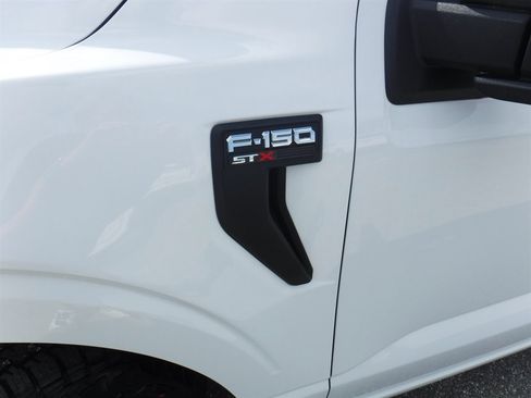 Used 2022 Ford F150 XL w/ STX Appearance Package RWD image 25