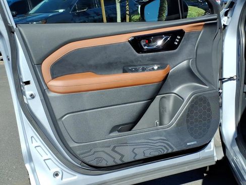 New 2026 Subaru Forester Touring AWD/4WD image 21