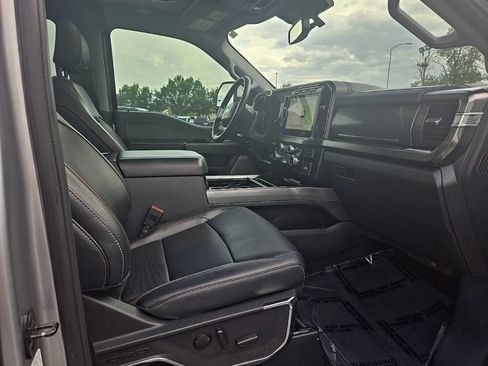 Used 2024 Ford F350 Lariat w/ Lariat Ultimate Package AWD/4WD image 31