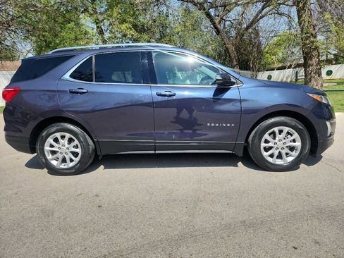 Used 2018 Chevrolet Equinox LT w/ Sun & Infotainment Package image 10