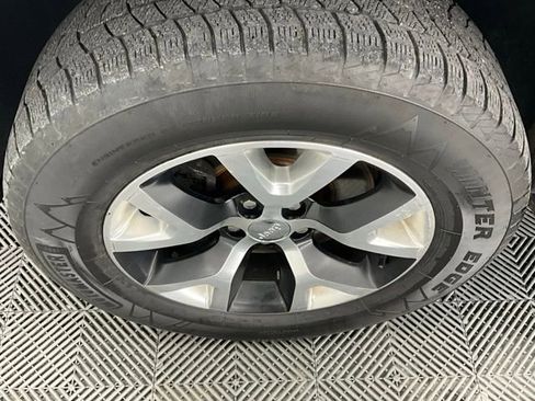 Used 2016 Jeep Cherokee Trailhawk w/ Cold Weather Group image 20