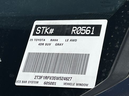 Used 2025 Toyota RAV4 LE AWD/4WD image 10
