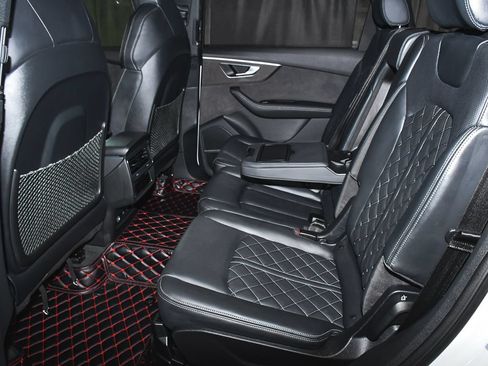 Used 2024 Audi SQ7 Prestige w/ Prestige Package AWD/4WD image 50