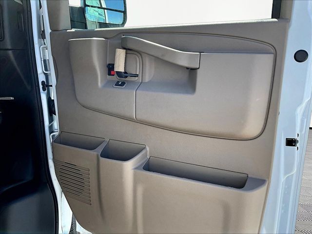 New 2026 Chevrolet Express 2500 RWD image 20