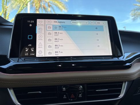 New 2026 Volkswagen Atlas Cross Sport SEL image 19