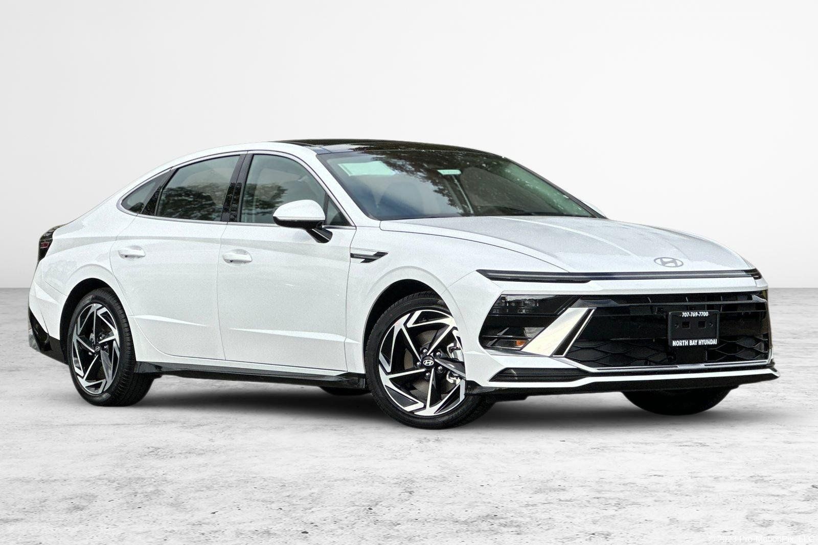 Used 2025 Hyundai Sonata SEL FWD image 1