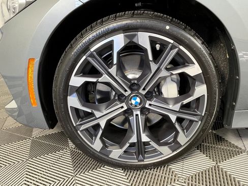 Certified 2025 BMW 330i xDrive Sedan w/ Convenience Package image 16