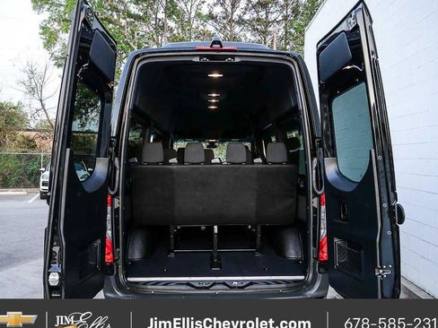 Used 2024 Mercedes-Benz Sprinter 2500 image 25