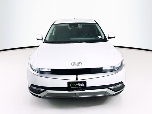 Used 2024 Hyundai Ioniq 5 SEL image 2