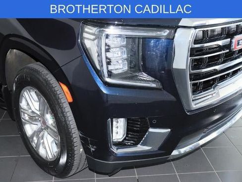 Used 2023 GMC Yukon XL SLT AWD/4WD image 13