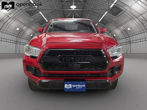 Used 2022 Toyota Tacoma SR5 w/ Technology Package AWD/4WD image 2