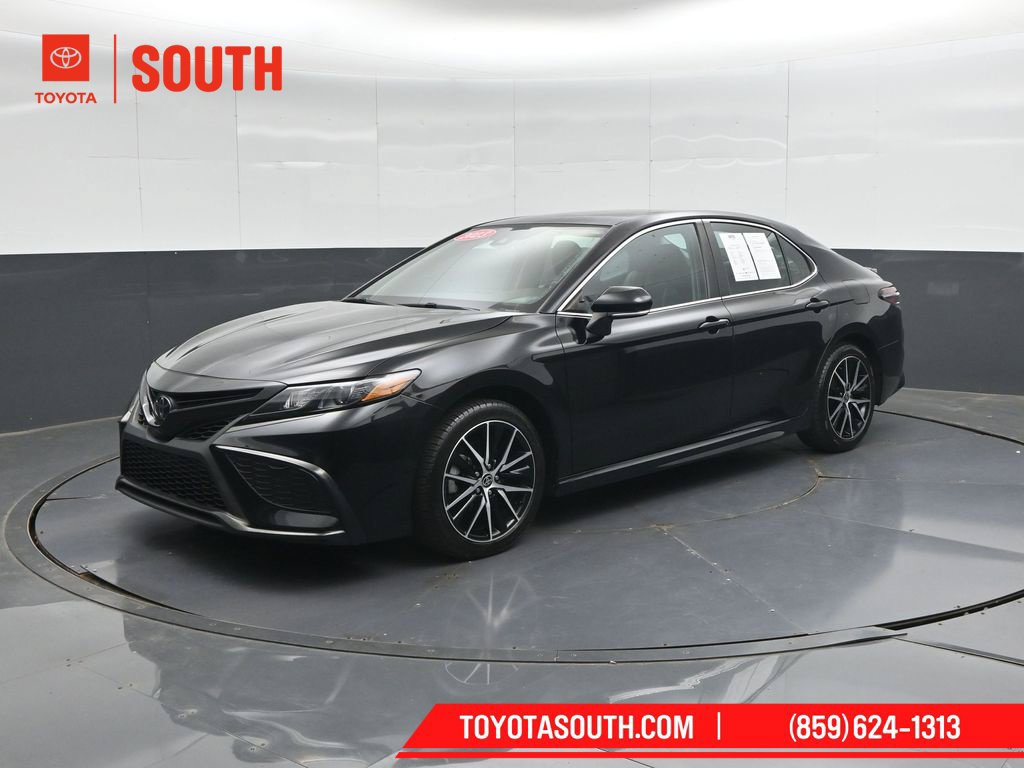 Used 2023 Toyota Camry SE w/ Convenience Package FWD image 6