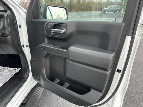 Used 2023 GMC Sierra 1500 Pro w/ Pro Value Package image 21