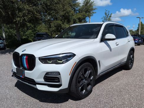 Used 2019 BMW X5 xDrive40i w/ Convenience Package AWD/4WD image 2