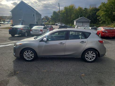 Used 2012 MAZDA MAZDA3 i Grand Touring image 4