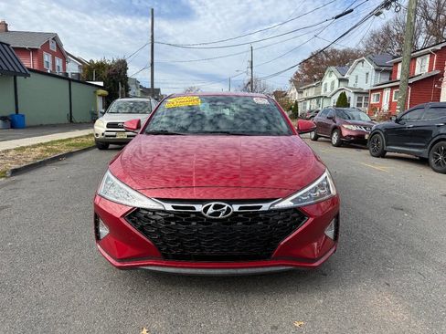 Used 2020 Hyundai Elantra Sport w/ Cargo Package (C1) image 4