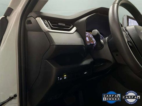 Used 2024 Toyota RAV4 XLE Premium image 33