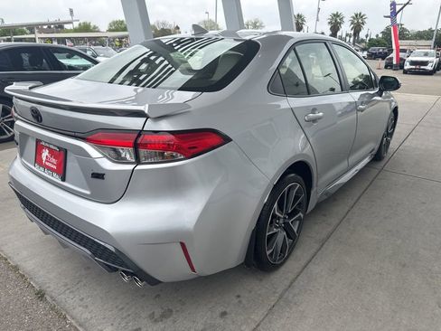 Used 2022 Toyota Corolla SE image 6